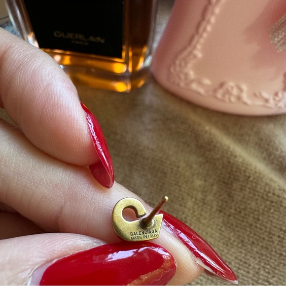 (Reserved pay)Balenciaga Gold Logo B Stud Earrings - Picture 6 of 7